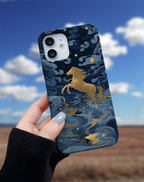Golden Horse Night Premium Telefon Kılıfı