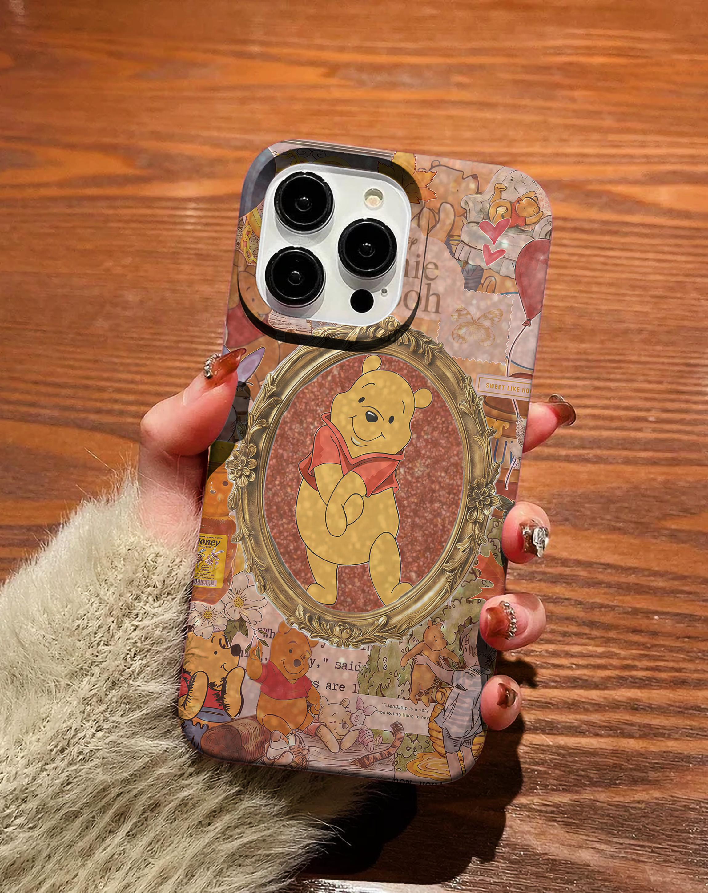 Winnie The Pooh Premium Telefon Kılıfı