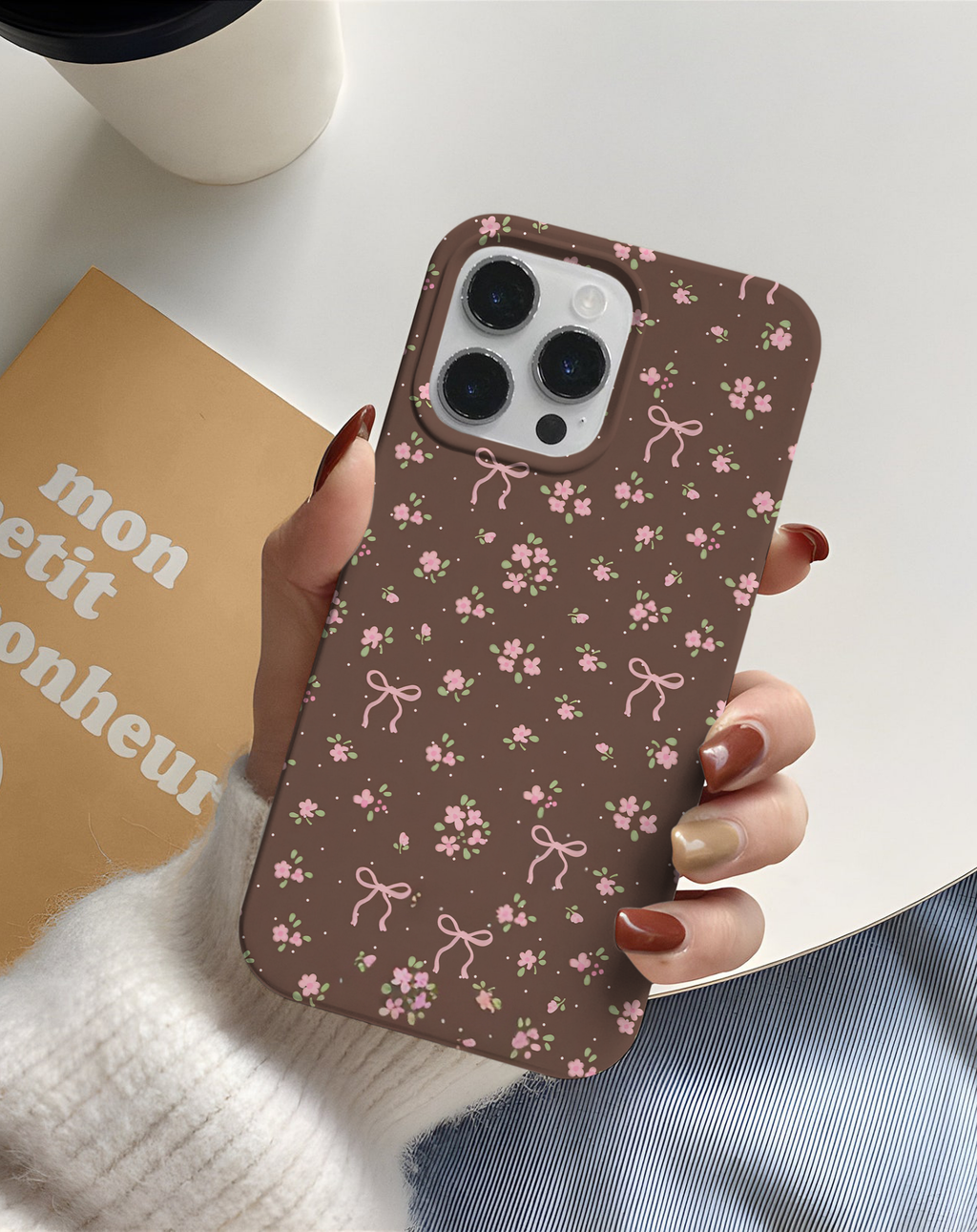 Brown Blossom Bow Premium Telefon Kılıfı