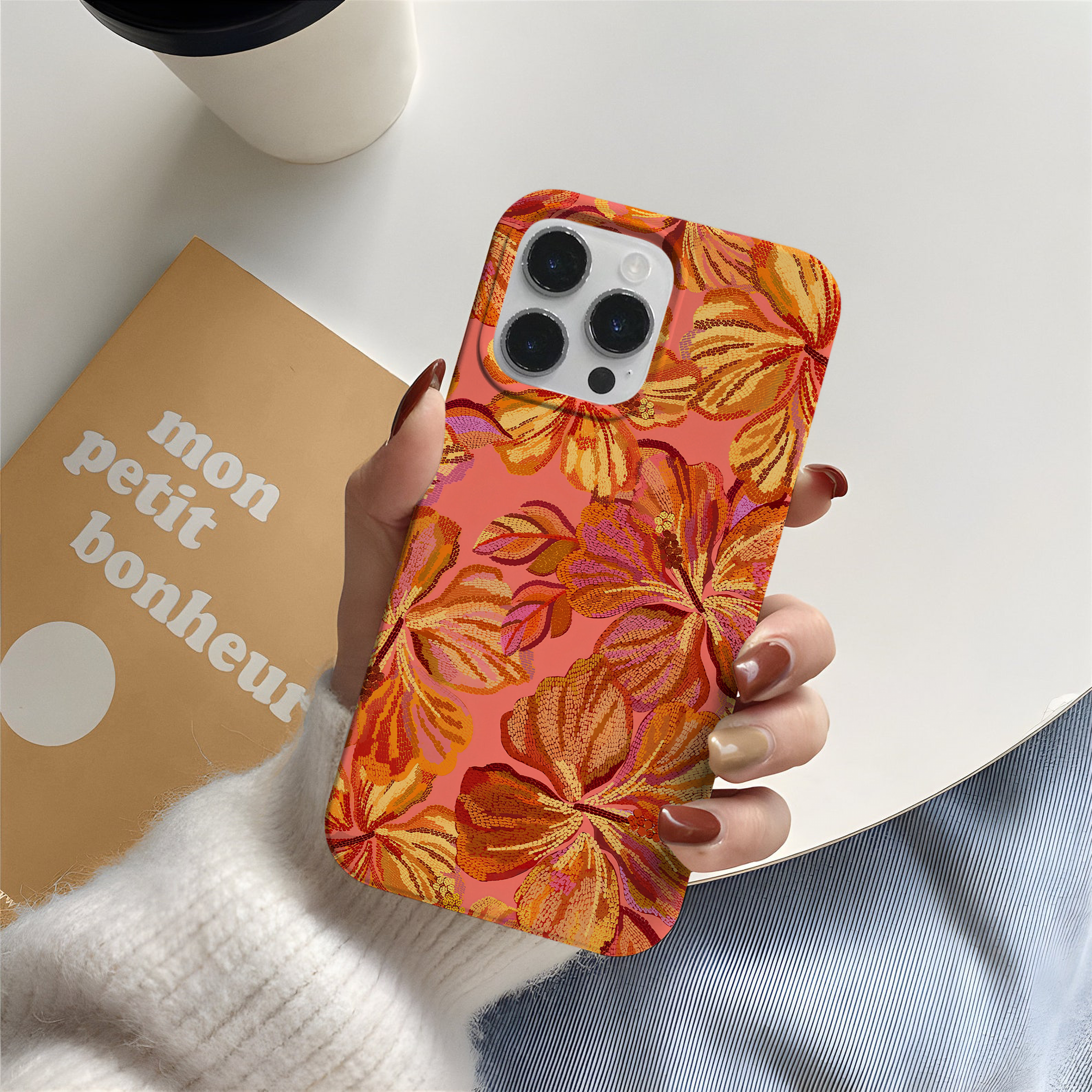 Orange Çiçekli Premium Telefon Kılıfı