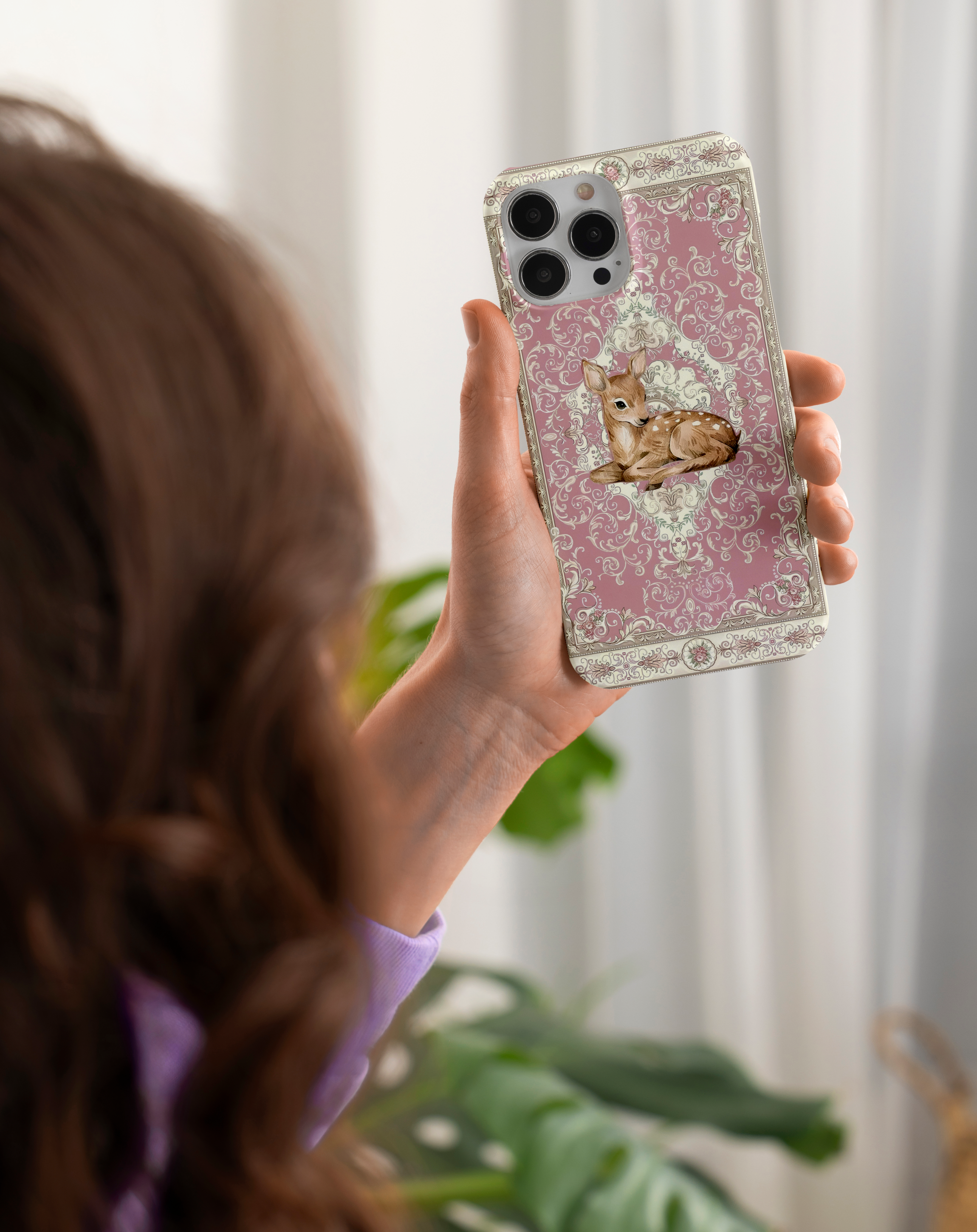 Rönesans Motifli Karaca Figürlü Premium Telefon Kılıfı