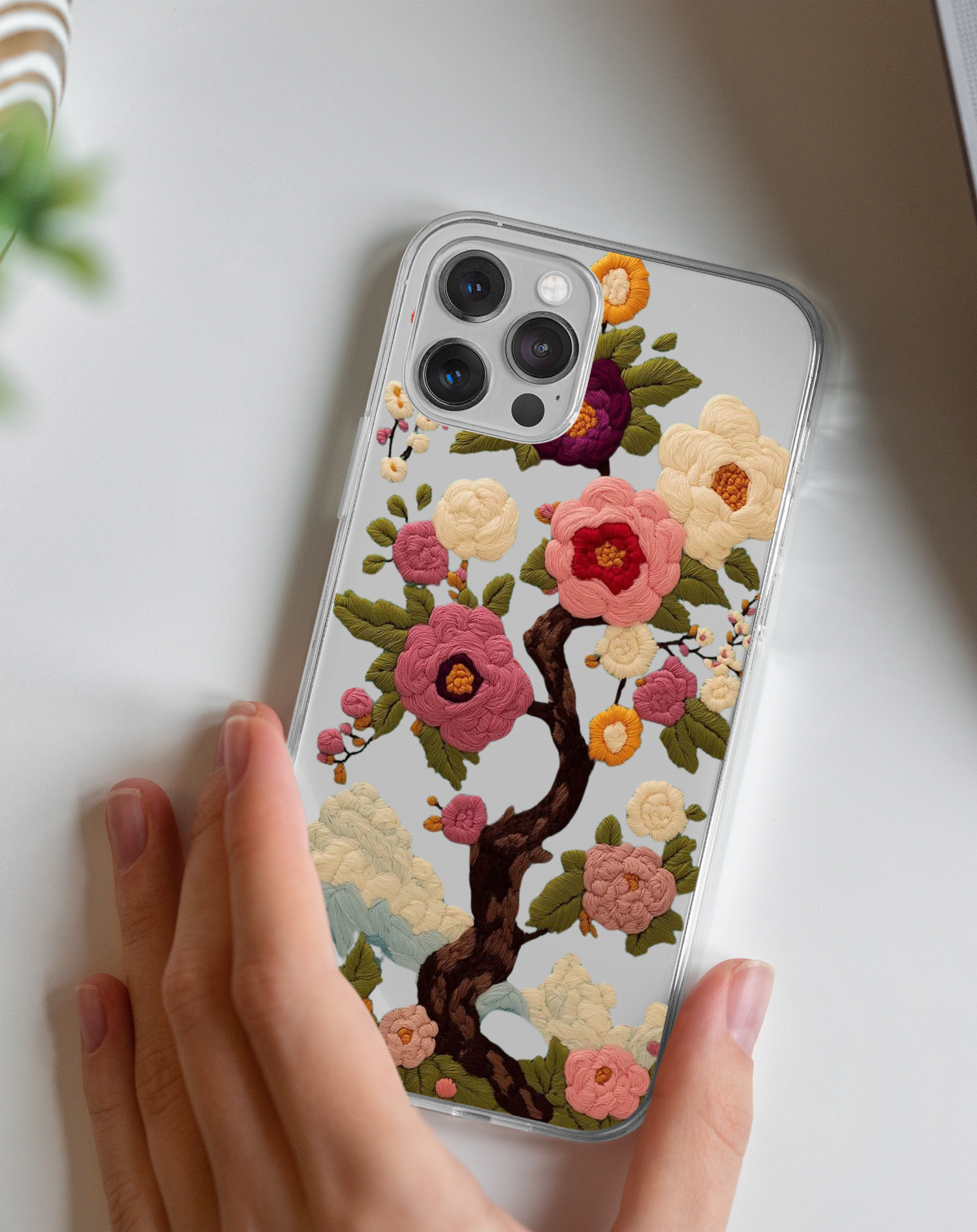 Çiçekli Ağaç Premium Şeffaf Telefon Kılıfı