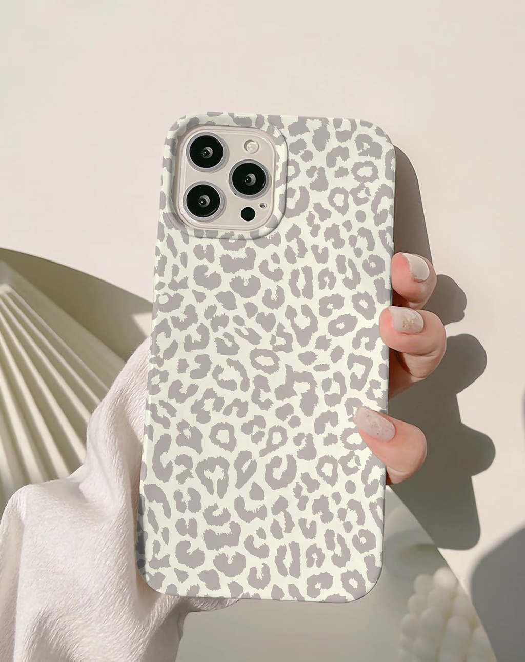 Soft Minimal Leopard Premium Telefon Kılıfı